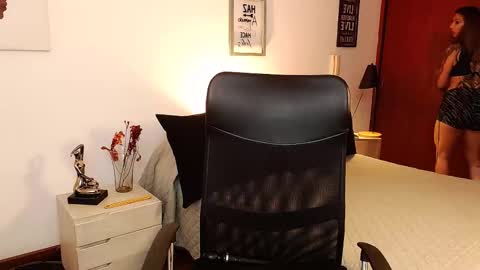 Anto    online show from 10/05/25, 11:19