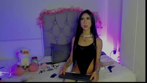 antonieta23 online show from 10/09/25, 03:26