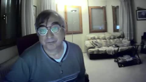 Antonio online show from 12/22/24, 11:41