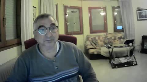 Antonio online show from 01/17/25, 02:29