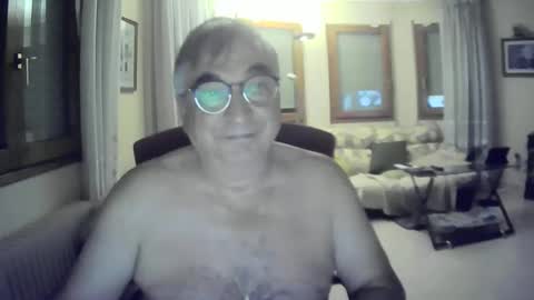 Antonio online show from 09/09/25, 07:02