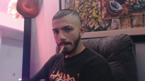 Snapshot of antoniocuervo chatting on 01/04/25, 11:17 Hadez online show from 01/04/25, 11:17