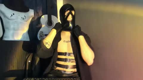 antonnello_ online show from 10/08/25, 01:14