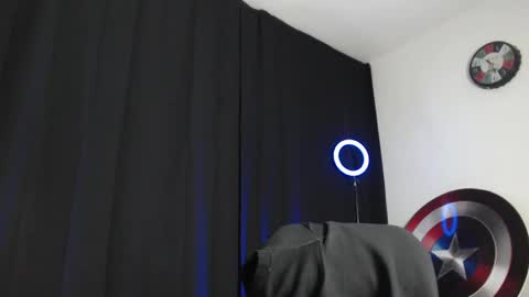 Instagram miguelangel1802  online show from 12/13/24, 04:11