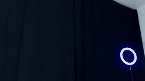 Instagram miguelangel1802  online show from 01/02/25, 03:58