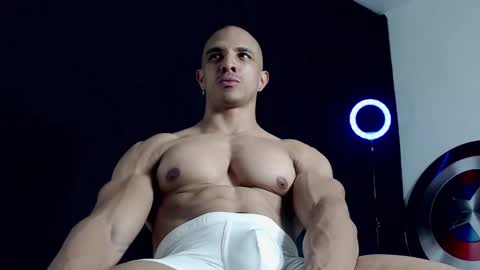 Instagram miguelangel1802  online show from 02/10/25, 04:41