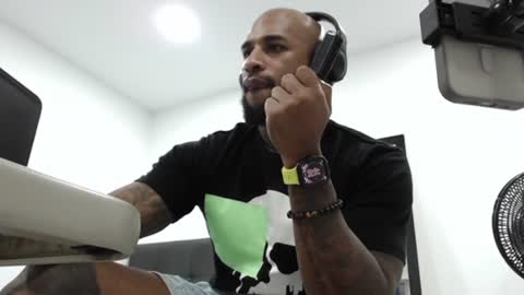 antwanblack11 online show from 12/09/24, 03:18