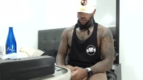 antwanblack11 online show from 01/07/25, 11:35