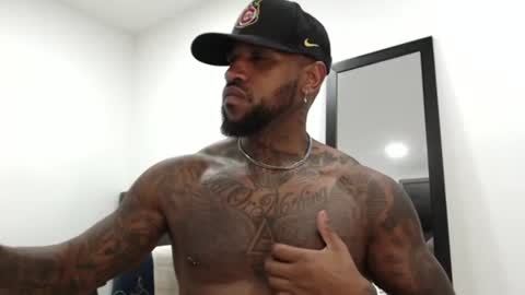 antwanblack11 online show from 01/17/25, 05:00