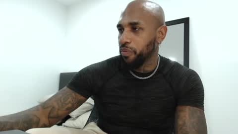 antwanblack11 online show from 01/31/25, 03:20