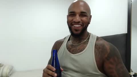 antwanblack11 online show from 02/25/25, 12:03