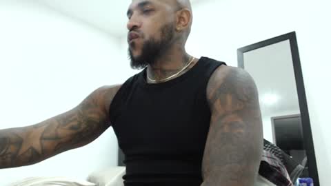 antwanblack11 online show from 03/09/25, 08:18
