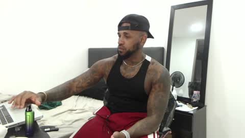 antwanblack11 online show from 09/20/25, 01:28
