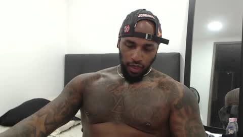 antwanblack11 online show from 09/20/25, 08:54
