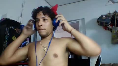 AnuarDHM online show from 11/08/25, 02:28