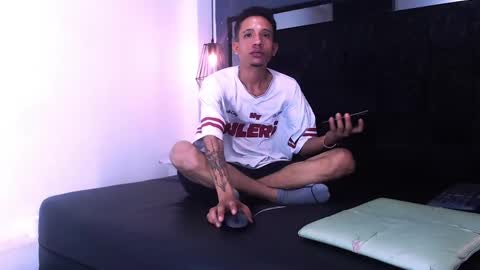Snapshot of anxiuos_miller chatting on 05/28/26, 05:05 anxiuos miller online show from 05/28/26, 05:05