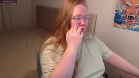 Anya Muna online show from 12/17/24, 08:43