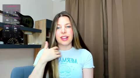 Anya online show from 12/03/25, 03:43