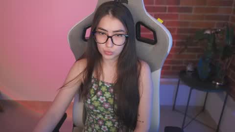 anya online show from 02/28/25, 08:18