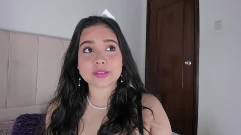 I am Anya online show from 01/03/25, 06:01