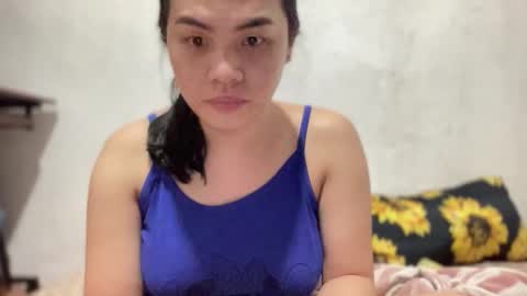 Snapshot of anyalooove chatting on 01/18/26, 04:16 Hello sweeties I am your Baby girl Anya online show from 01/18/26, 04:16