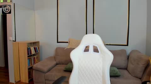 Snapshot of anyarayne chatting on 02/13/26, 02:13 Anya online show from 02/13/26, 02:13