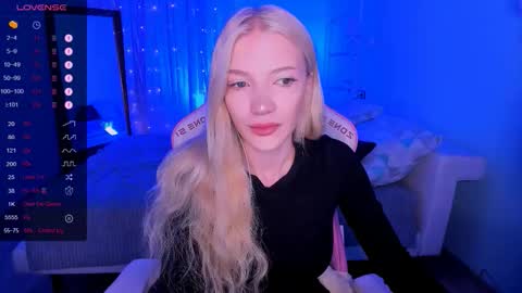 Anya online show from 01/18/26, 02:15
