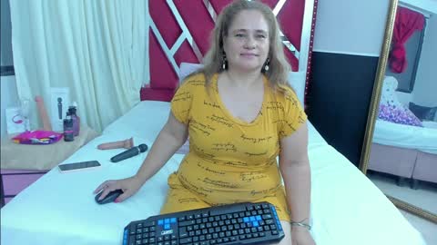 Anyela  online show from 01/15/25, 06:54