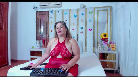 Anyela  online show from 10/14/25, 02:34