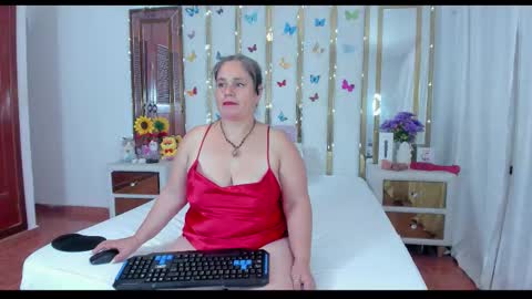 Anyela  online show from 11/08/25, 03:07