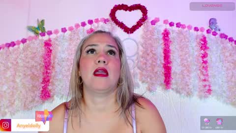 Anyel Dolly  online show from 01/19/25, 01:12