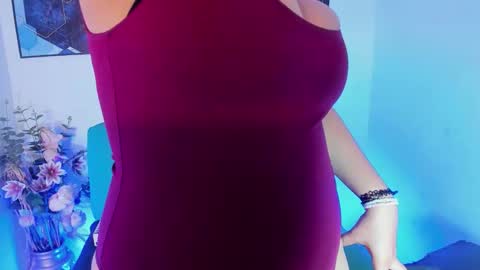 Snapshot of anyell_fox_xxx chatting on 11/02/25, 11:07 anyell online show from 11/02/25, 11:07