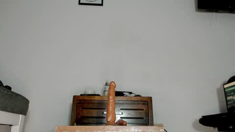 Snapshot of anyelo_15 chatting on 06/19/26, 12:37 angel online show from 06/19/26, 12:37