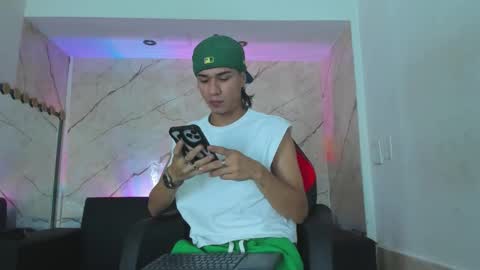 Snapshot of anyelo_sexyhot chatting on 10/02/25, 12:12 anyelo_sexyhot online show from 10/02/25, 12:12