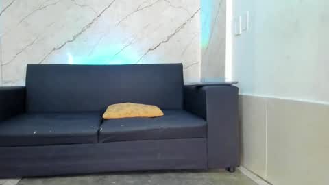 Snapshot of anyelo_sexyhot chatting on 10/15/25, 11:43 anyelo_sexyhot online show from 10/15/25, 11:43