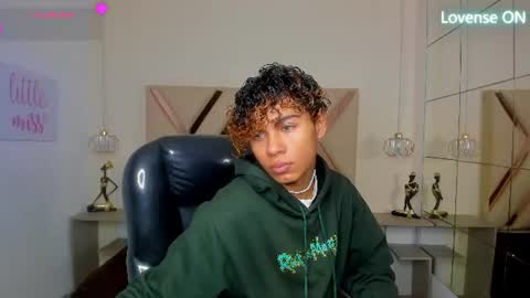 anyelotwink online show from 07/02/26, 04:29