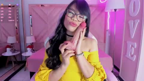 Any Jones online show from 10/04/25, 04:43