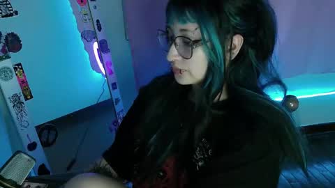 aoi_dandelion online show from 10/27/25, 12:36