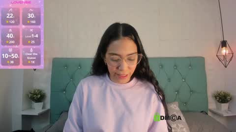 Snapshot of aome_rainbow2 chatting on 12/16/24, 11:07 Aome Rainbow online show from 12/16/24, 11:07