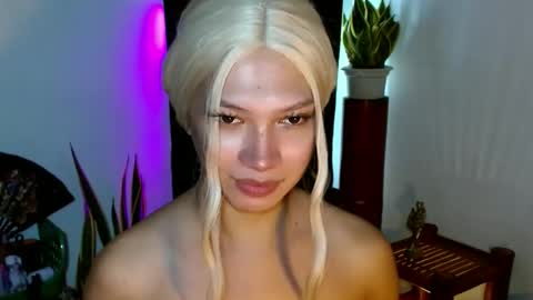 Roman Goddess online show from 12/08/24, 11:46