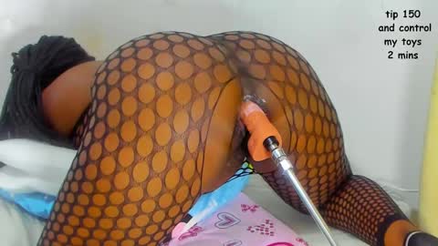 Snapshot of aphrodites_ass chatting on 03/11/25, 05:27 Tati Colombian online show from 03/11/25, 05:27