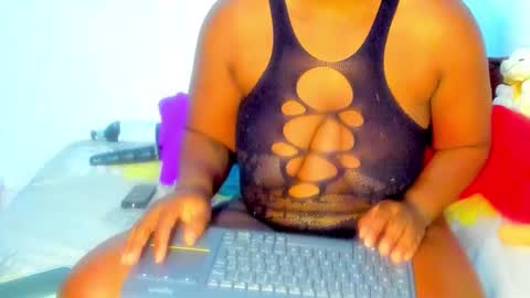 Tati  Colombian online show from 02/03/26, 04:43