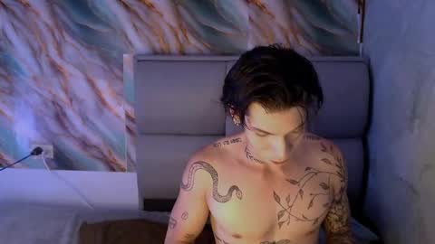 Apolo online show from 09/21/25, 05:25