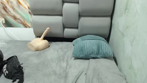 Apolo online show from 10/05/25, 02:54