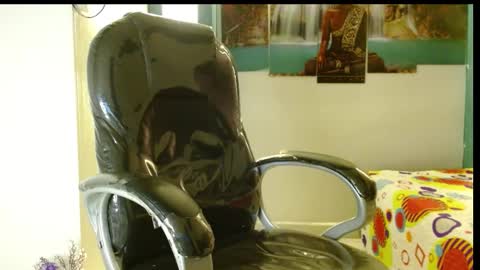 Snapshot of apolo_98 chatting on 12/10/24, 02:06 APOLO online show from 12/10/24, 02:06