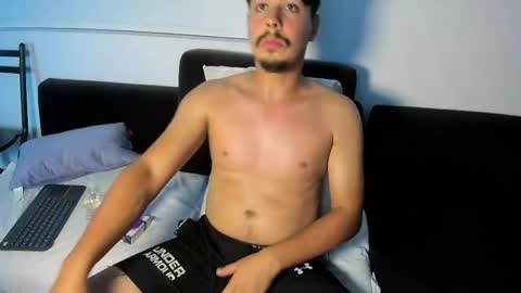 Snapshot of apolo_bigcock01 chatting on 06/07/26, 12:04 Apolo online show from 06/07/26, 12:04