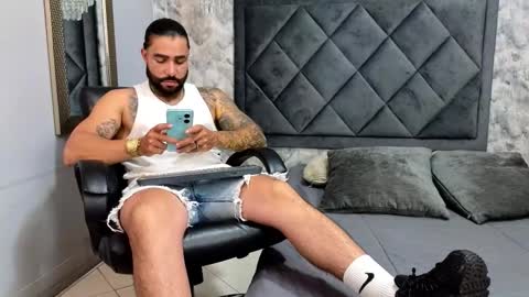 Apolo online show from 09/21/25, 09:38