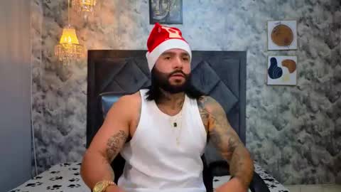 Snapshot of apolo_rousse chatting on 11/30/25, 07:29 Apolo online show from 11/30/25, 07:29