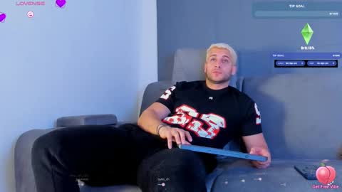 apolo_strange online show from 09/23/25, 01:08