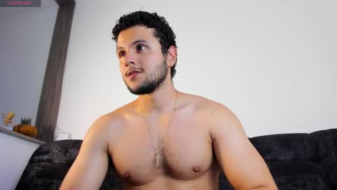Snapshot of apoloklein_ chatting on 05/20/26, 03:24 Apolo Klein online show from 05/20/26, 03:24